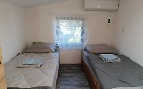 Apartmán se zahradou pro dvě osoby v turisticky oblíbené lokalitě